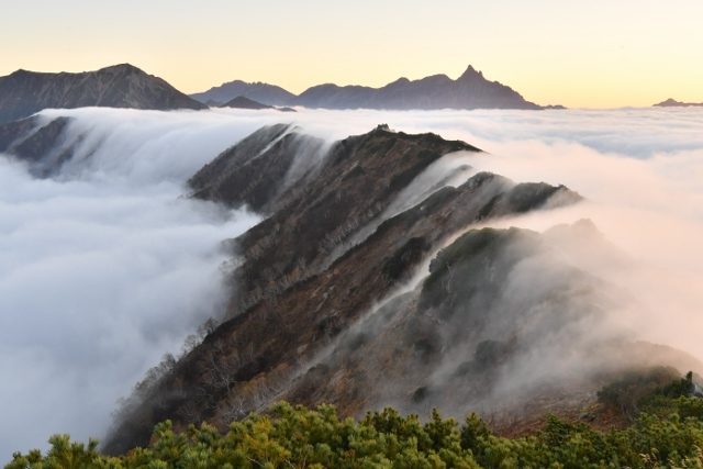 台風がもたらした絶景 ２ 北アルプス表銀座 燕岳 つばくろだけ の山小屋 燕山荘グループ