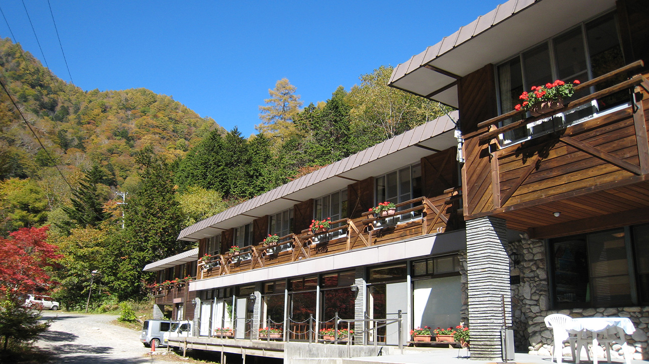 北アルプス表銀座 燕岳（つばくろだけ）の山小屋 燕山荘グループ